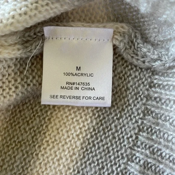 ROMEO & JULIET COTURE Y2K One Shoulder Stripe Sweater Gray & Winter White Size M - Picture 12 of 13